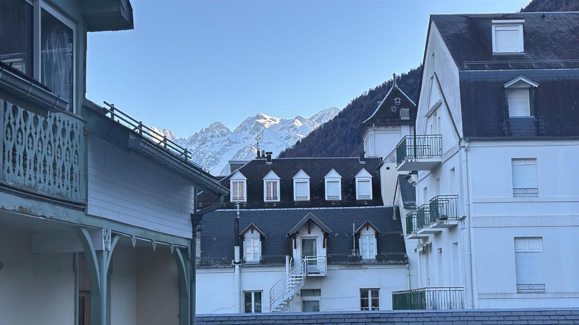 Apartamento Sacaron24, T2 Bis, Centre Luchon, Wifi, Parking Bagnères-de-Luchon Exterior foto